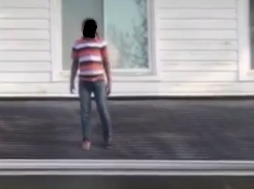 Pissing While Walking