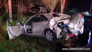 No Injuries Reported After Single Vehicle Strikes Tree on Point Lookout Road