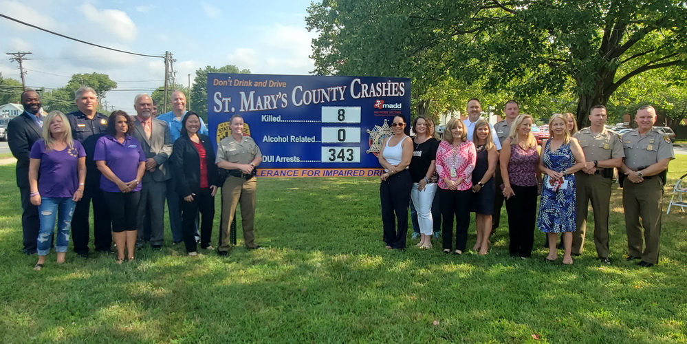 The Maryland State Police Leonardtown Barrack Installs New Signs to