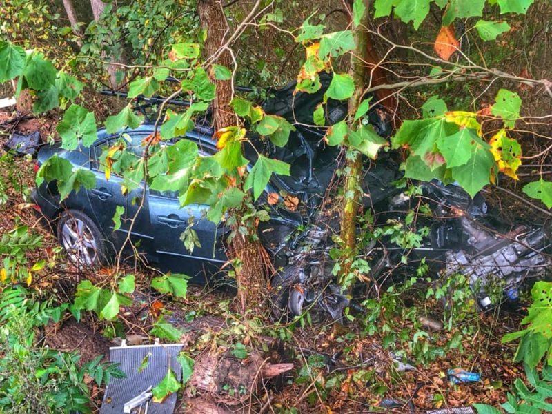 Firefighters Quickly Extinguish Vehicle Fire After Motor Vehicle Accident in Lothian