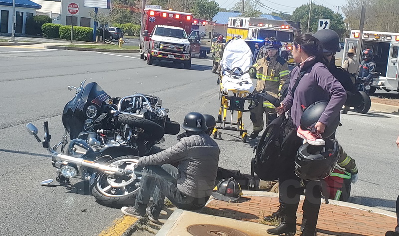 One Injured After Three Motorcycles Collide in Lexington Park