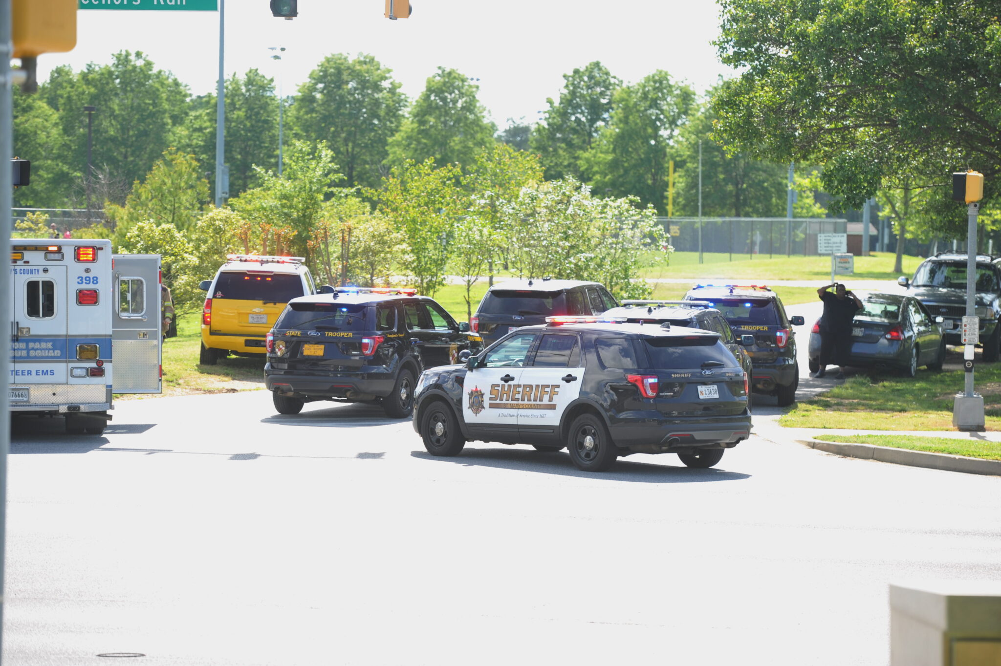 Minor Injuries Reported After Vehicle Hits Chancellors Run Park Sign in ...