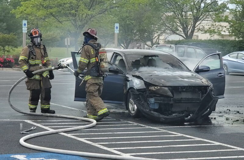 Firefighters Respond to Vehicle Fire in California Shopping Center