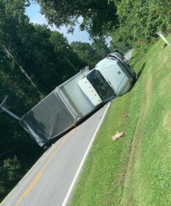 Two Injured After Box Truck Overturns in Leonardtown