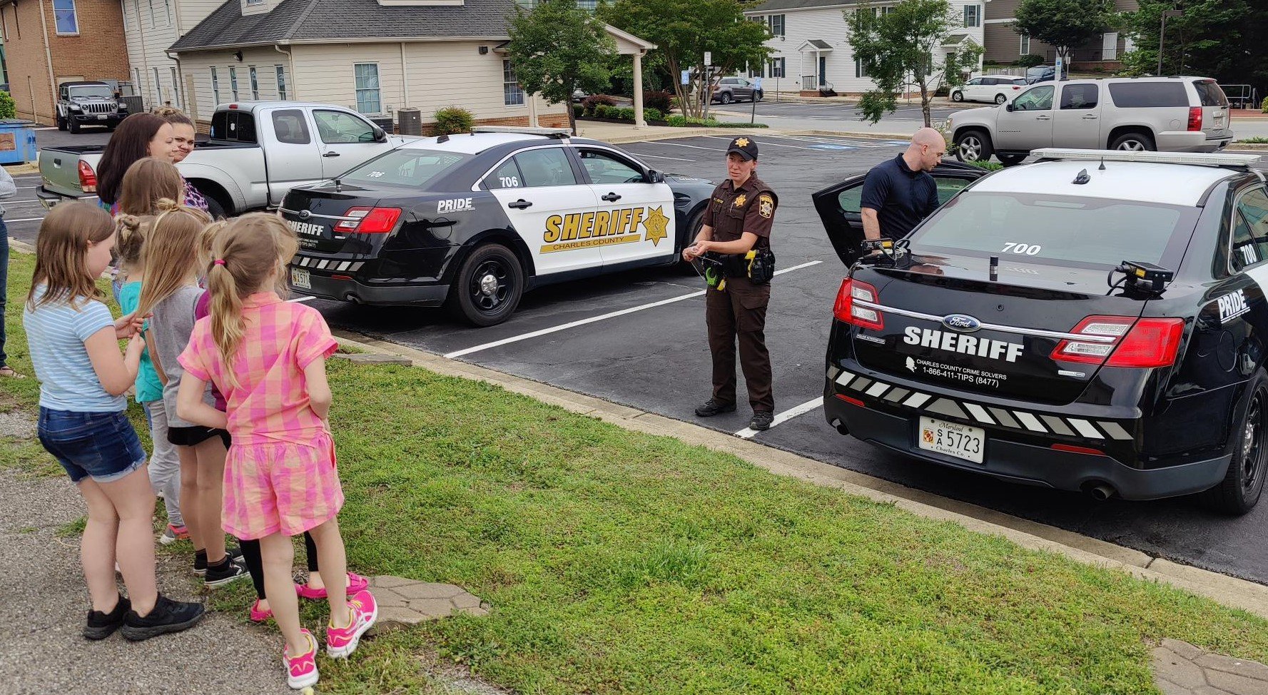 Charles County Sheriff's Office Visits Girl Scout Troop from La Plata ...