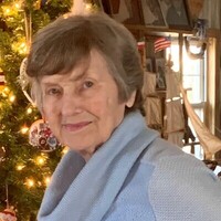 Mona Stephens Famoso, 85