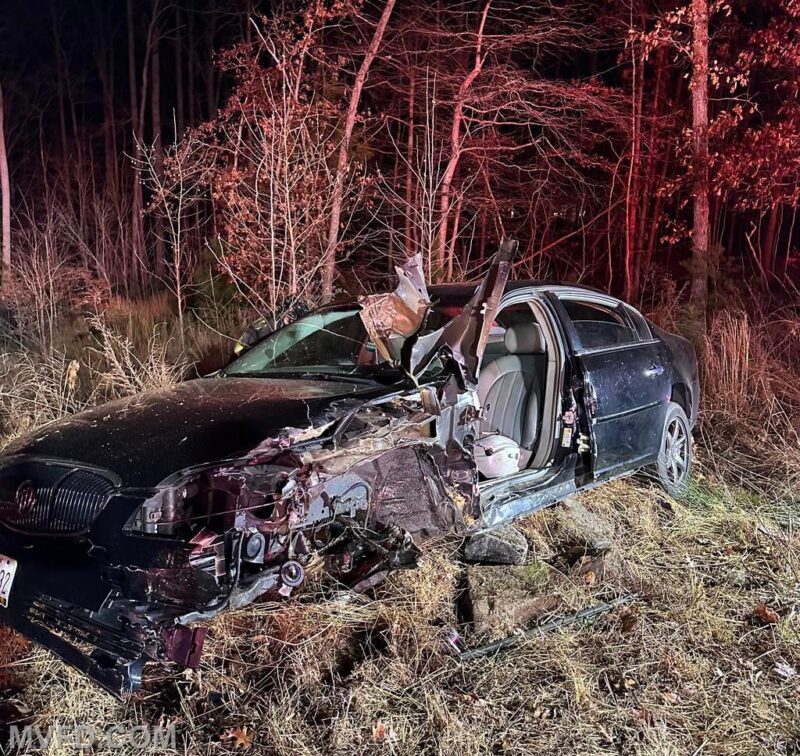 One Injured After Single Vehicle Collision with Entrapment in Mechanicsville