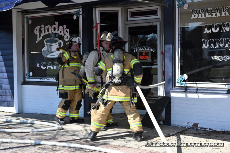 Firefighters Quickly Extinguish Fire at Old Linda’s Cafe Building in Lexington Park