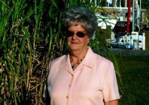 Mary Evelyn Hayes, 103,