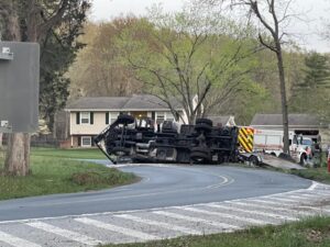 Man Transported to Trauma Center After Commercial Vehicle Overturns in La Plata