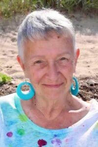 Joan Lee Pickett Thye, 93,